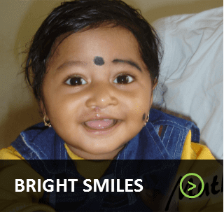 Bright Smile- Button